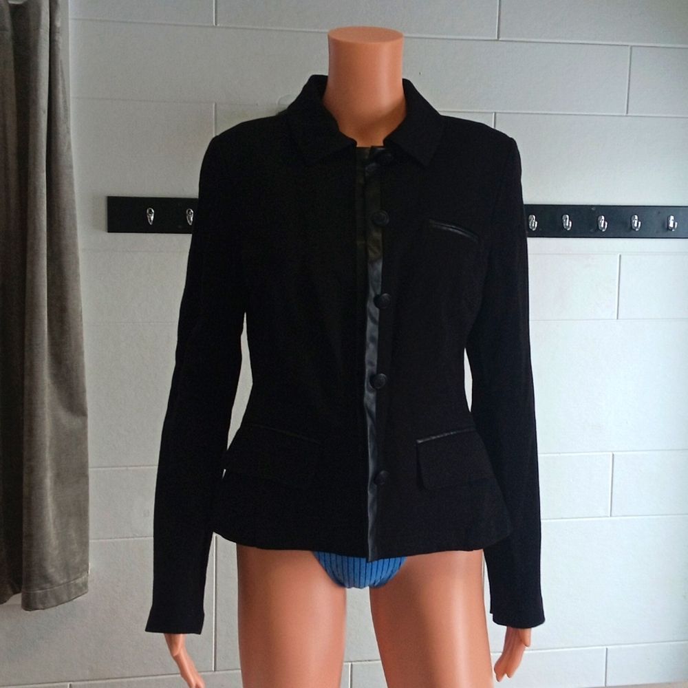 Cabi Black Woman's Blazer